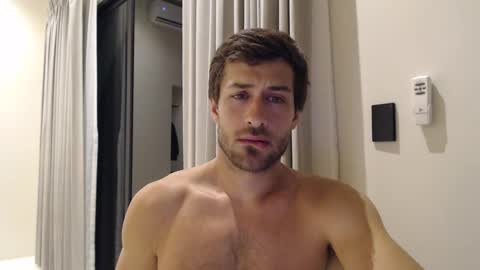 Yoooups online show from 9, 10, 2025