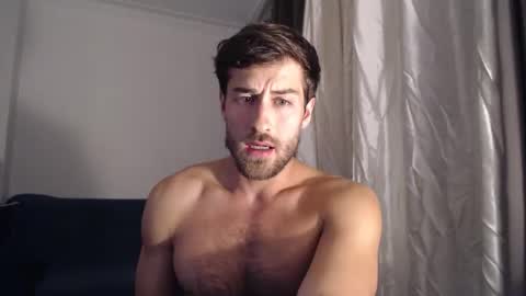 Yoooups online show from 11, 11, 2025