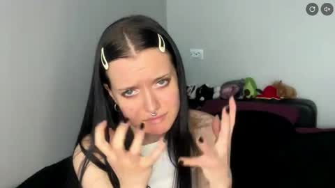 Naomi online show from 10, 4, 2026