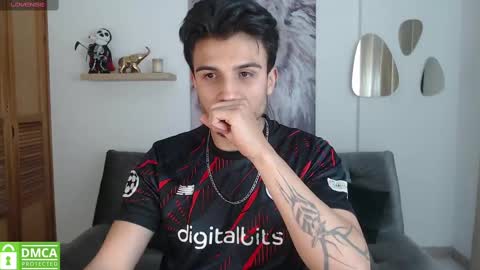 yoshy_man online show from 20, 12, 2024