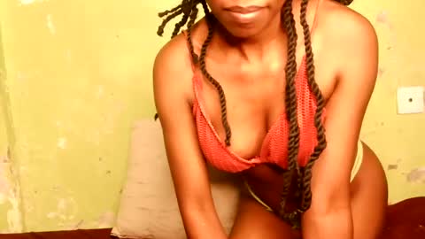 Snapshot of yosweetslut chatting on 12, 7, 2026 Sweetkitty online show from 12, 7, 2026