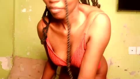 Snapshot of yosweetslut chatting on 19, 7, 2026 Sweetkitty online show from 19, 7, 2026