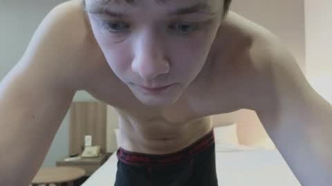 Snapshot of you_dream_ chatting on 31, 3, 2026 you_dream_ online show from 31, 3, 2026