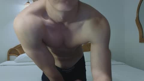 Snapshot of you_dream_ chatting on 19, 4, 2026 you_dream_ online show from 19, 4, 2026