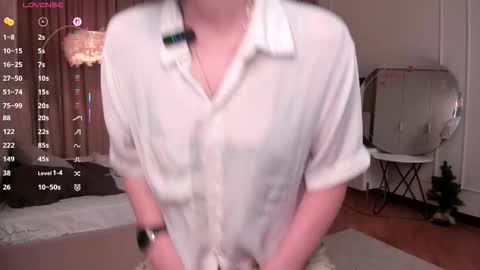 Elizabeth brunette -- Darline blonde  online show from 14, 9, 2025