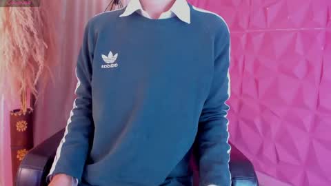 Snapshot of youn_rider chatting on 13, 4, 2026 NICOLS online show from 13, 4, 2026