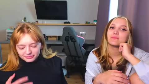 Anna and Luna online show from 24, 6, 2026