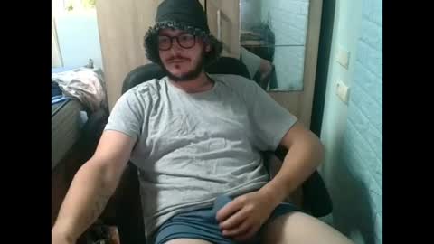 Snapshot of younromki chatting on 22, 6, 2026 A... online show from 22, 6, 2026