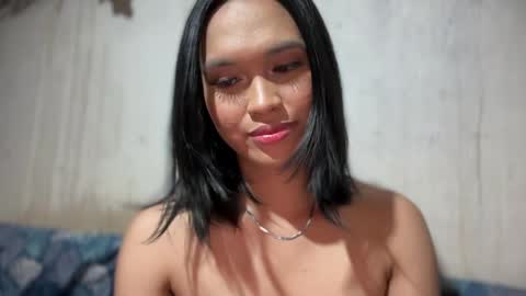 Snapshot of your_angelxx chatting on 5, 4, 2026 Scent online show from 5, 4, 2026