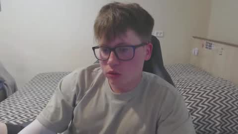 Snapshot of your_boyfriend123 chatting on 8, 5, 2026 Max online show from 8, 5, 2026