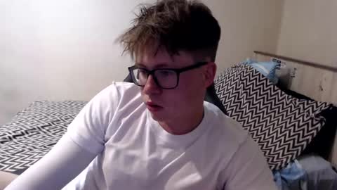 Max online show from 4, 7, 2026