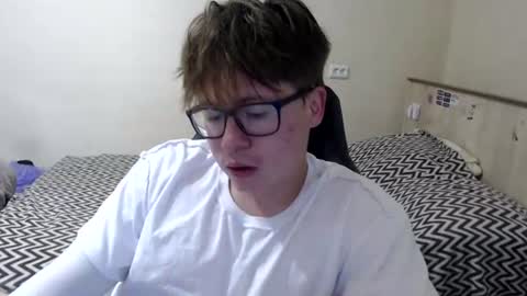 Max online show from 9, 8, 2026
