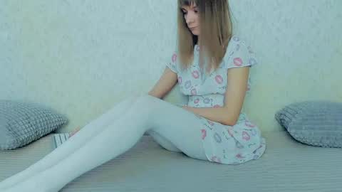 Snapshot of your_caramelka chatting on 20, 2, 2025 Lily online show from 20, 2, 2025