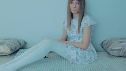 Snapshot of your_caramelka chatting on 16, 9, 2025 Lily online show from 16, 9, 2025