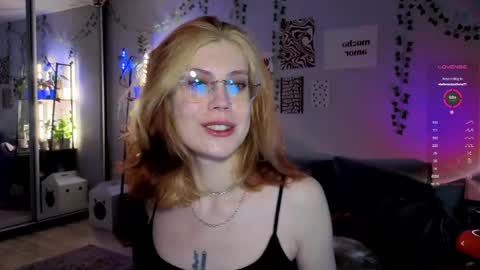 Snapshot of your_corvus chatting on 22, 4, 2026 your_corvus online show from 22, 4, 2026