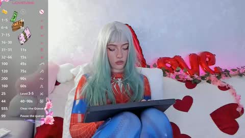 Snapshot of your_garcia chatting on 11, 2, 2025 Sheryl online show from 11, 2, 2025
