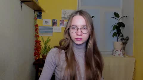 Snapshot of your_leslie chatting on 8, 12, 2024 Leslie online show from 8, 12, 2024