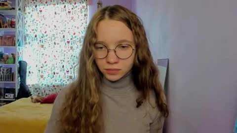 Snapshot of your_leslie chatting on 11, 10, 2025 Leslie online show from 11, 10, 2025