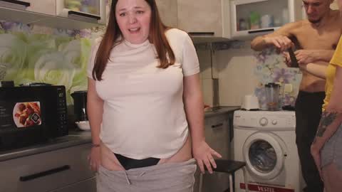 Daria and Lesia online show from 13, 12, 2024