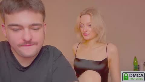 your_molly_mark online show from 29, 11, 2025