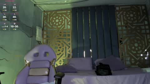 Evelin  online show from 19, 12, 2024