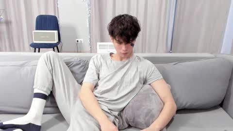 your_shy_guy online show from 22, 1, 2025