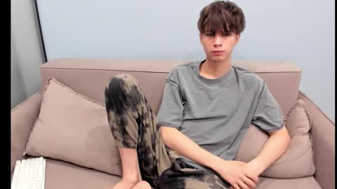 your_shy_guy online show from 23, 10, 2025