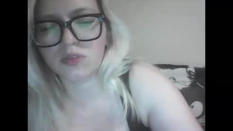 Snapshot of your_sinful_soul chatting on 2, 6, 2026 Roxy online show from 2, 6, 2026