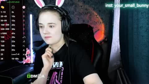 Snapshot of your_small_bunny chatting on 27, 3, 2026 Molly online show from 27, 3, 2026