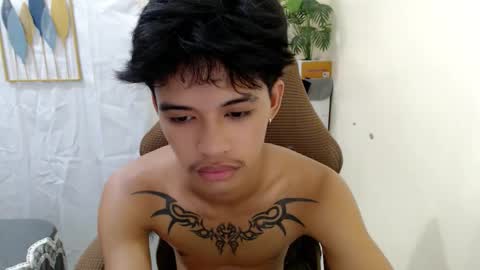 yourasian_eric online show from 31, 5, 2026