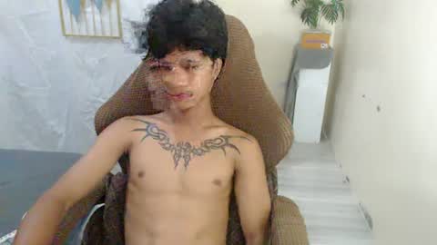 Snapshot of yourasian_eric chatting on 14, 6, 2026 yourasian_eric online show from 14, 6, 2026