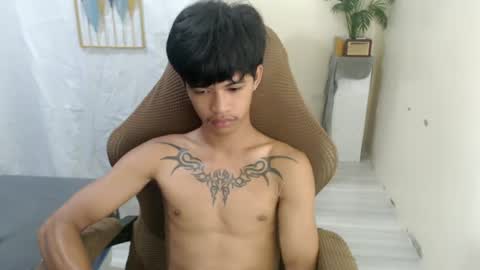 Snapshot of yourasian_eric chatting on 25, 6, 2026 yourasian_eric online show from 25, 6, 2026