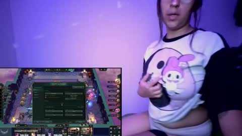 Snapshot of yourbadgoddess chatting on 8, 2, 2026 Val Honey online show from 8, 2, 2026