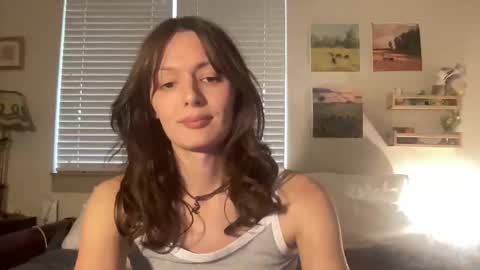 Snapshot of yourbirdy chatting on 21, 12, 2025 yourbirdy online show from 21, 12, 2025