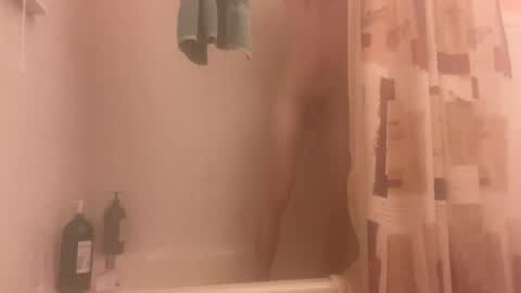 Snapshot of yourbroboytoy chatting on 4, 12, 2024 yourbroboytoy online show from 4, 12, 2024