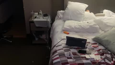 Snapshot of yourbroboytoy chatting on 14, 1, 2025 yourbroboytoy online show from 14, 1, 2025