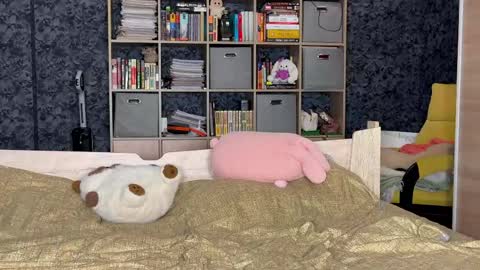 Snapshot of yourcharmingmia chatting on 16, 4, 2026 Mia online show from 16, 4, 2026