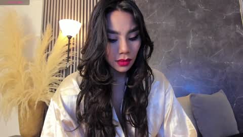 Selena online show from 27, 1, 2025