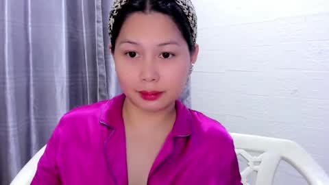 Snapshot of yourdirtyangels chatting on 11, 4, 2026 3hi im Angel glad to see you 3 online show from 11, 4, 2026
