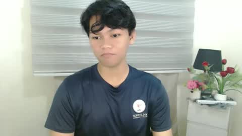 Snapshot of yourdreamboyxx chatting on 20, 12, 2025 HEN online show from 20, 12, 2025