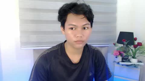 Snapshot of yourdreamboyxx chatting on 21, 12, 2025 HEN online show from 21, 12, 2025