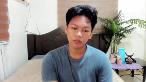 Snapshot of yourdreamboyxx chatting on 8, 2, 2026 HEN online show from 8, 2, 2026