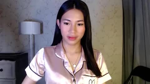 Snapshot of yourdreamgirlgwen chatting on 29, 5, 2026 GWENI online show from 29, 5, 2026