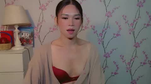 Snapshot of yourdreamgirljane chatting on 17, 10, 2025 JANE online show from 17, 10, 2025