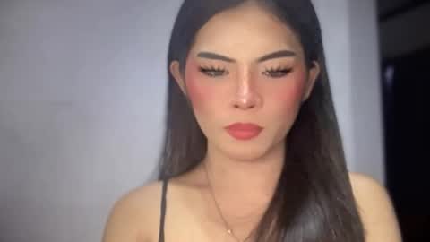 Snapshot of yourehot_pretty chatting on 26, 5, 2026 Do read my bio online show from 26, 5, 2026