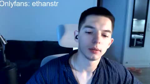 Snapshot of yourethan chatting on 6, 10, 2025 yourethan online show from 6, 10, 2025