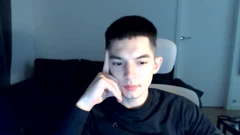 Snapshot of yourethan chatting on 21, 10, 2025 yourethan online show from 21, 10, 2025