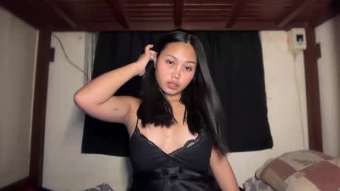 yourfantasyyy_ online show from 16, 4, 2026