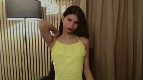 Vivian online show from 8, 11, 2025