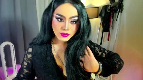  not into STINGY and CHEAP people online show from 12, 11, 2025